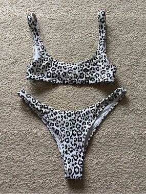 White Fox bikini